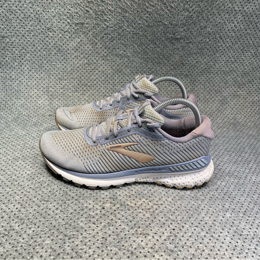Brooks Adrenaline 20 Grey Running Shoes Size 8.5 Women’s